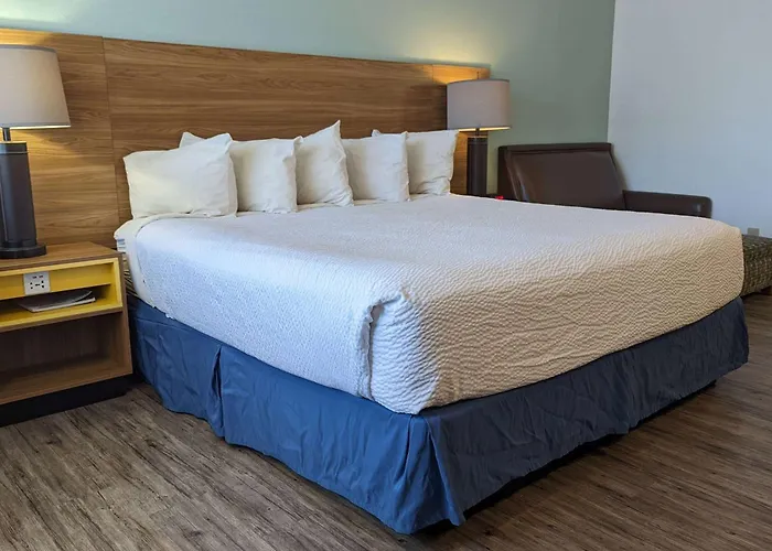 Days Inn By Wyndham Lake Havasu